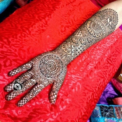 special-chand-raat-henna-designs-for-eid-2016-17-for-hands-4