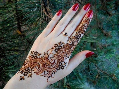 special-chand-raat-henna-designs-for-eid-2016-17-for-hands-7