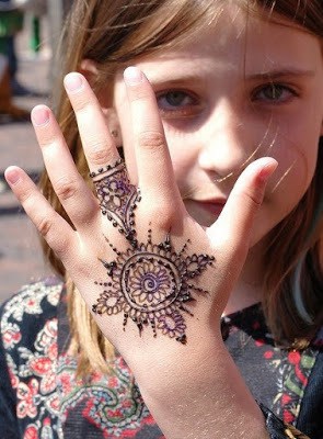 kids-simple-mehndi-designs-pattern-eid-collection-2016-17-8