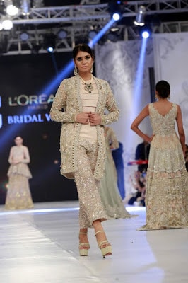 saira-shakira-designer-bridal-dresses-zohra-collection-at-pblw-2016-15