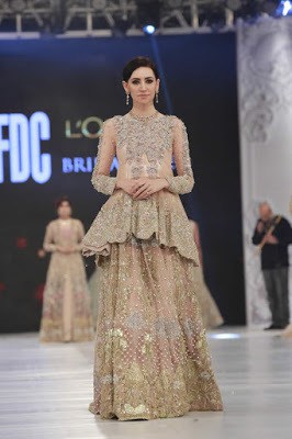 saira-shakira-designer-bridal-dresses-zohra-collection-at-pblw-2016-3