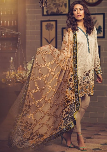 Alkaram-studio-winter-silk-velvet-dresses-collection-2016-17-6