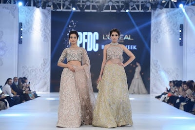 pfdc-loreal-paris-bridal-week-2016-saira-rizwan-lehenga-dresses-collection-13