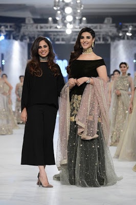 pfdc-loreal-paris-bridal-week-2016-saira-rizwan-lehenga-dresses-collection-3