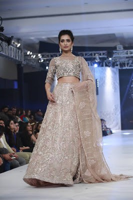 pfdc-loreal-paris-bridal-week-2016-saira-rizwan-lehenga-dresses-collection-5