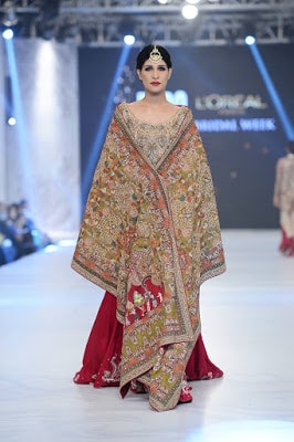 shamsha-hashwani-designer-bridal-lehenga-dresses-at-plbw-2016-13