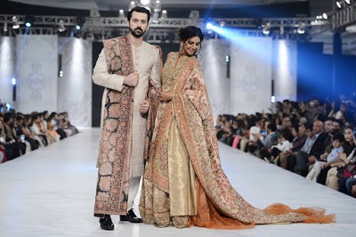 shiza-hassan-traditional-bridal-dress-collection-at-pfdc-l’oréal-paris-bridal-week-2016-1