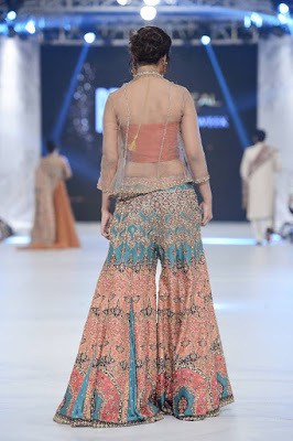 shiza-hassan-traditional-bridal-dress-collection-at-pfdc-l’oréal-paris-bridal-week-2016-9