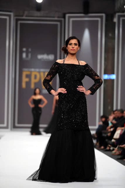 sobia-nazir-pakistani-bridal-dresses-2016-collection-at-fpw-2016-10
