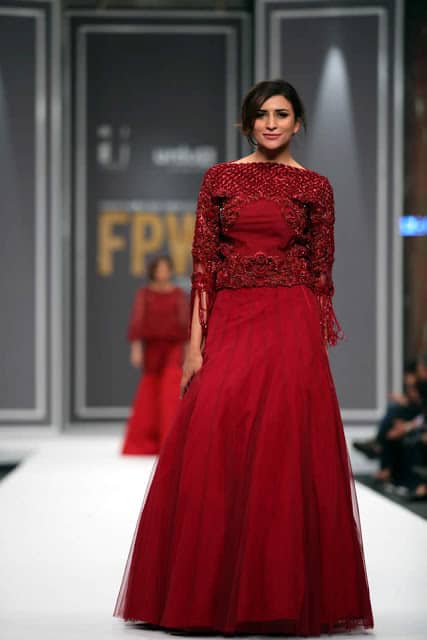 sobia-nazir-pakistani-bridal-dresses-2016-collection-at-fpw-2016-5