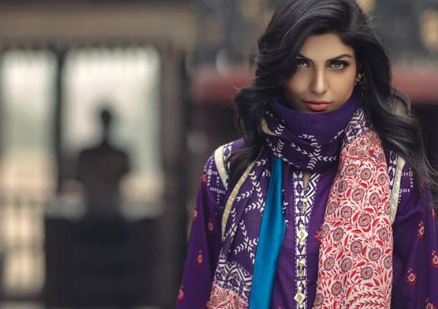 Alkaram-winter-pashmina-woolen-shawl-dresses-2016-17-collection-2