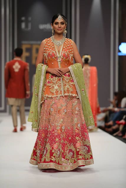 deepak-perwani-bridal-dresses-designs-for-wedding-at-fpw-2016-3