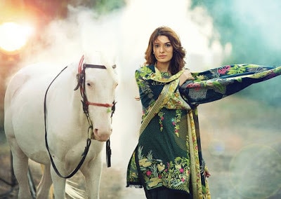 latest-winter-silk-karandi-luxury-embroidered-dresses-2017-by-rajbari-7