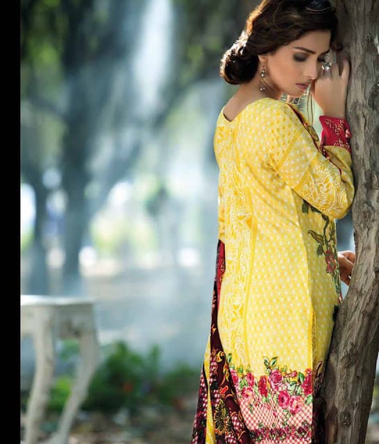 mahrukh-latest-winter-embroidered-shawl-dress-collection-2017-by-zs-textiles-8