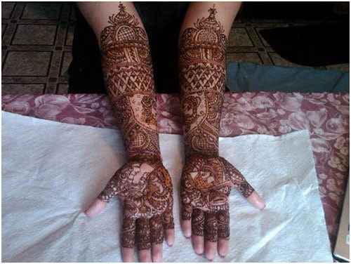 very-easy-and-simple-mehndi-designs-for-beginners-for-hand-4