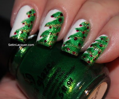 classy-and-stylish-christmas-nail-art-designs-for-girls-1