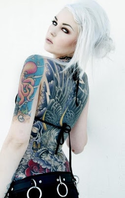 Latest-Stylishly-Challenging-Back-Tattoos-Ideas-for-Women-11