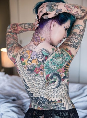 Latest-Stylishly-Challenging-Back-Tattoos-Ideas-for-Women-2