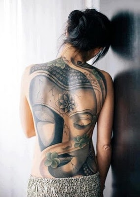Latest-Stylishly-Challenging-Back-Tattoos-Ideas-for-Women-4
