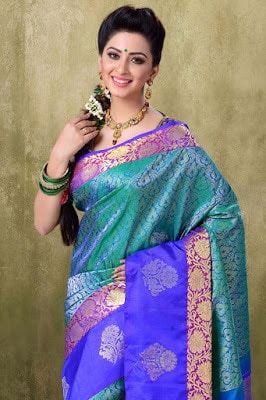 latest-ethnic-wear-for-women-in-india-2