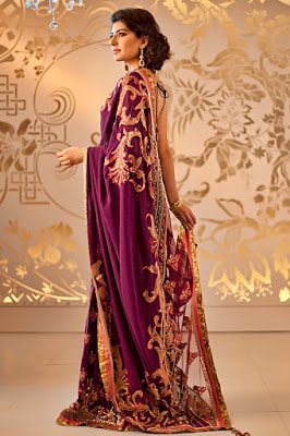 traditional-indian-wedding-sarees-lehenga-3