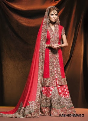 traditional-indian-wedding-sarees-lehenga-4