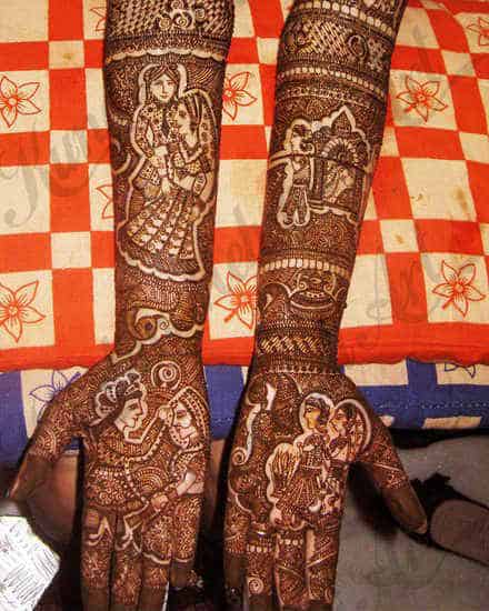 best-and-beautiful-bridal-mehndi-designs-for-full-hands-and-legs-11
