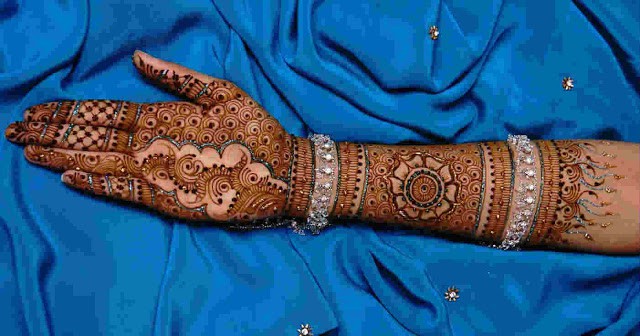 fresh-and-beautiful-bridal-indian-mehndi-designs-for-full-hands-for-wedding-1