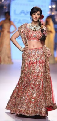 Indian-best-designer-winter-latest-bridal-lehenga-designs-collection-14