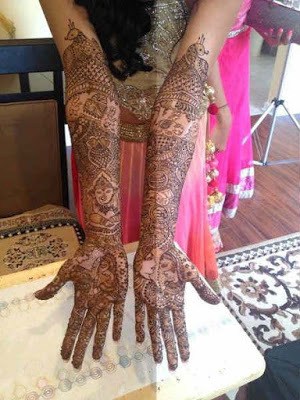latest-traditional-indian-mehndi-designs-pattern-2017-for-hands-7