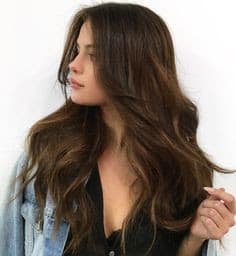 Stylish-Curling-Hairstyles-for-Long-Hair-with-Layers-5