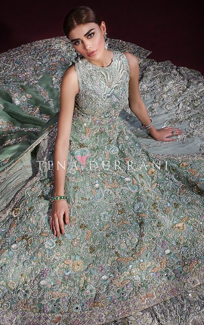 Tena-durrani-winter-bridal-wear-dresses-collection-2017-for-women-14