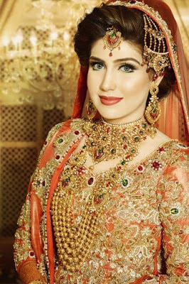 ather-shahzad-signature-bridal-makeup-and-perfect-hair-styles-9