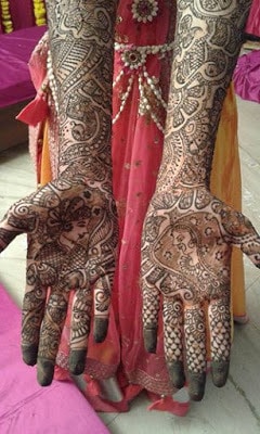 latest bridal mehndi Designs 2018 for hands for full hands (17)