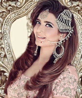 Stylish And Trendy Pakistani Bridal Wedding Hairstyles For