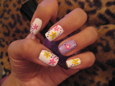 Cute Spring Floral Nail Art Designs Ideas Photos