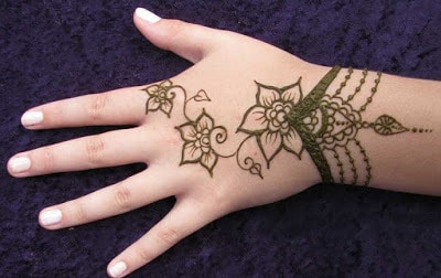 Easy and simple mehndi designs Collection 2018 for kids hands