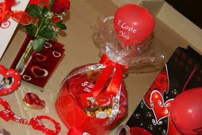 Creative Romantic  Valentines Day Ideas  for Him Her  At Home  