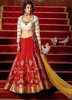 Indian-designer-bridal-lehenga-saree-fashion-trends-for-girls-5