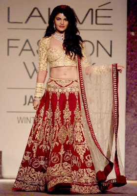 Indian-wedding-lehenga-blouse-designs-2017-for-bridal-11