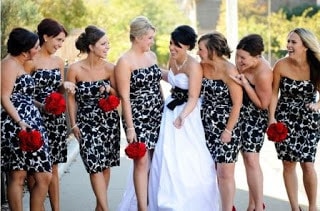 Most-bridesmaid-dresses-that-will-make-you-gasp-10