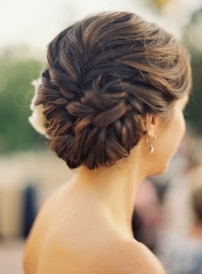 Beautiful-bridal-updo-hairstyles-to-showcase-your-personality-4