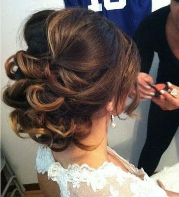 Beautiful-bridal-updo-hairstyles-to-showcase-your-personality-5