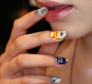 Create-halloween-nail-designs-and-nail-polish-tips-5