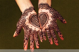 12 Easy Heart Shaped Mehndi Designs Images For Hands – Fashion Cluba