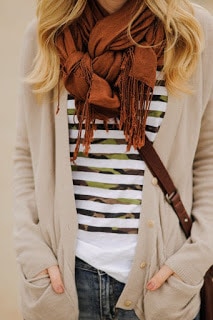 How-to-wear-infinity-scarf-in-summer-that’s-look-attractive-20