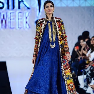 Khadi-khas-collection-at-pfdc-sunsilk-fashion-week-2017-2