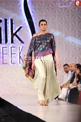 Misha-lakhani-caravan-collection-at-pfdc-sunsilk-fashion-week-2017-2