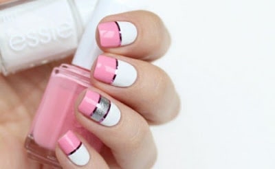 Model-nail-gel-manicure-white-in-decoration-pink-lines-straight-shiny