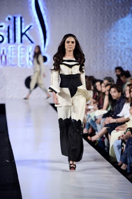 Saira-shakira-jie-collection-2017-at-sunsilk-fashion-week-7